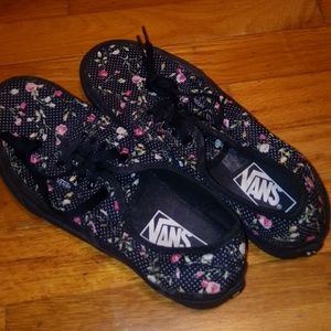 polka dot flower vans